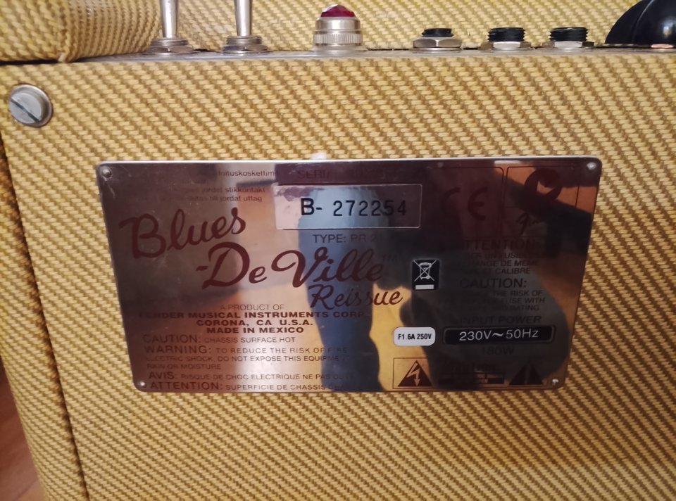 Amplis Válvulas de segunda mano · Foto 4 de 6 · Alicante · 400 €