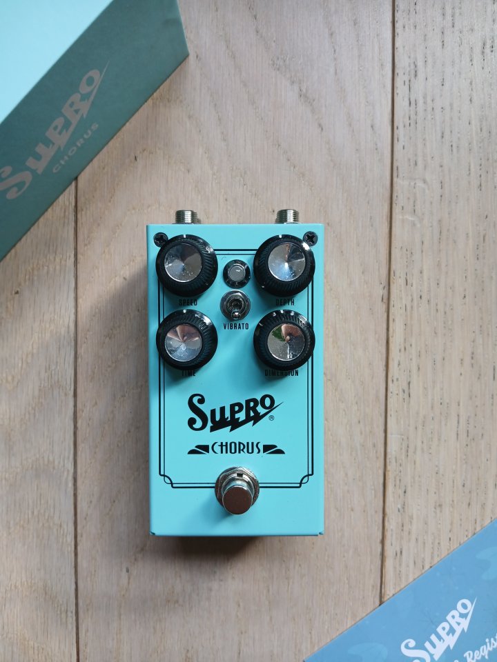 Supro Chorus