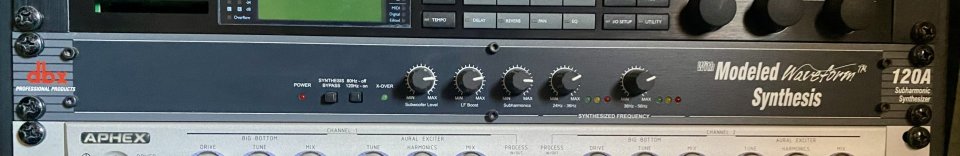 Sintetizador de Subarmónicos dbx 120A de segunda mano · Foto 3 de 3 · Almería · 250 €