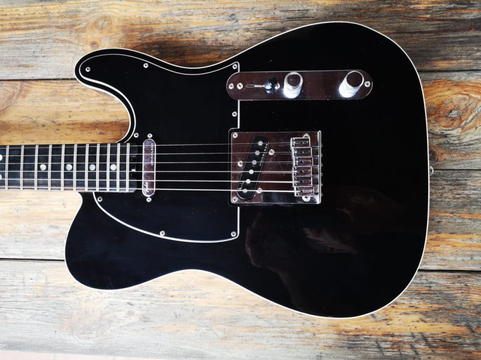 Fender Telecaster Elite Mystic Black - 2016 de segunda mano · Foto 1 de 8 · Huelva · 1450 €