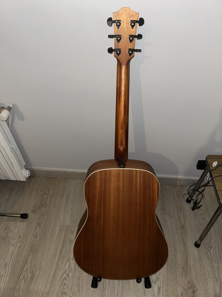 Guitarra acústica bromo baa1 nueva a estrenar de segunda mano · Foto 2 de 3 · Ourense · 140 €