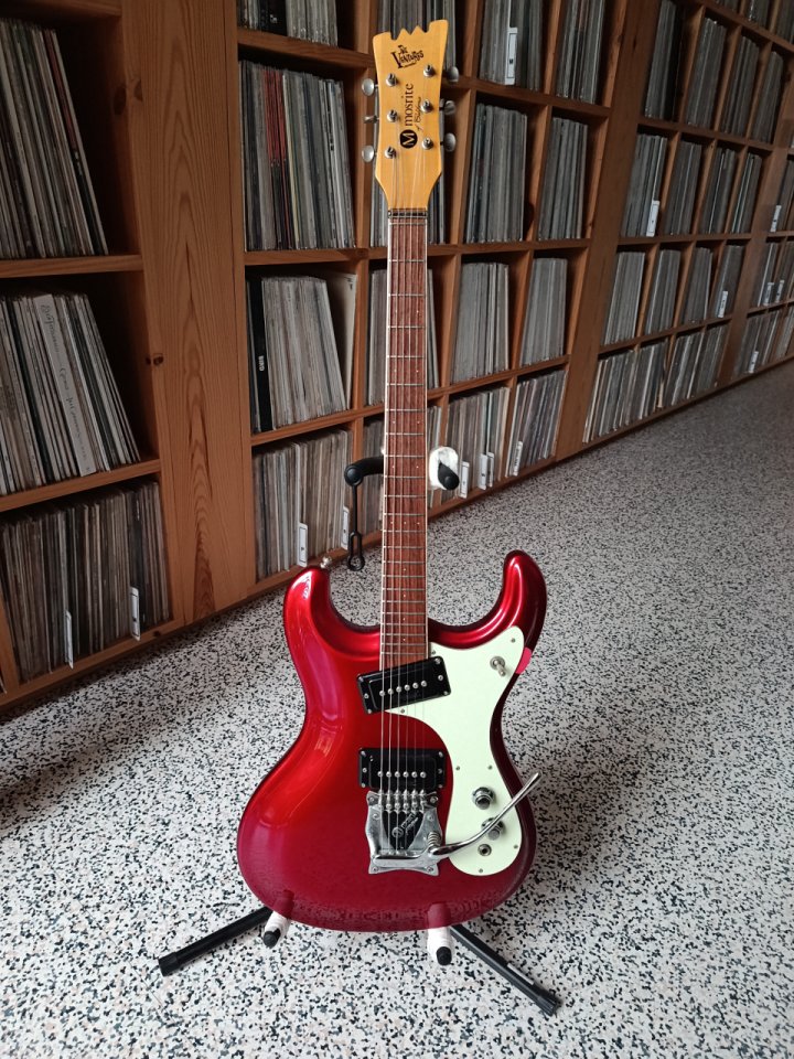 Mosrite VM65 USA 2002 de segunda mano · Foto 4 de 4 · Asturias · 2600 €