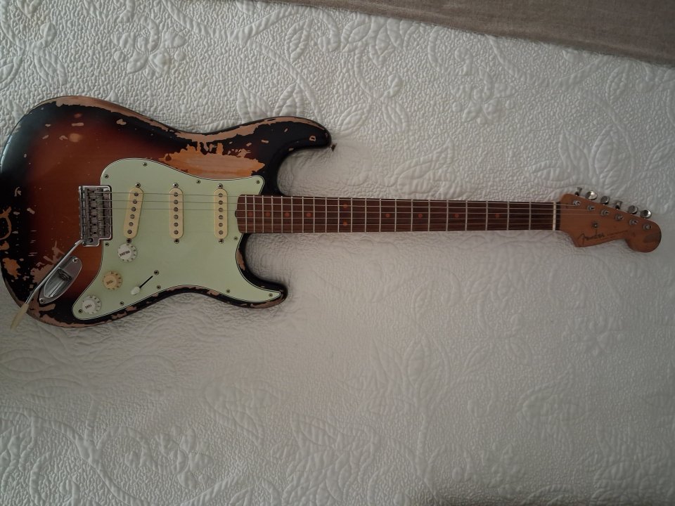 Fender Mike McCready stratocaster de segunda mano · Foto 5 de 8 · Valencia · 1400 €