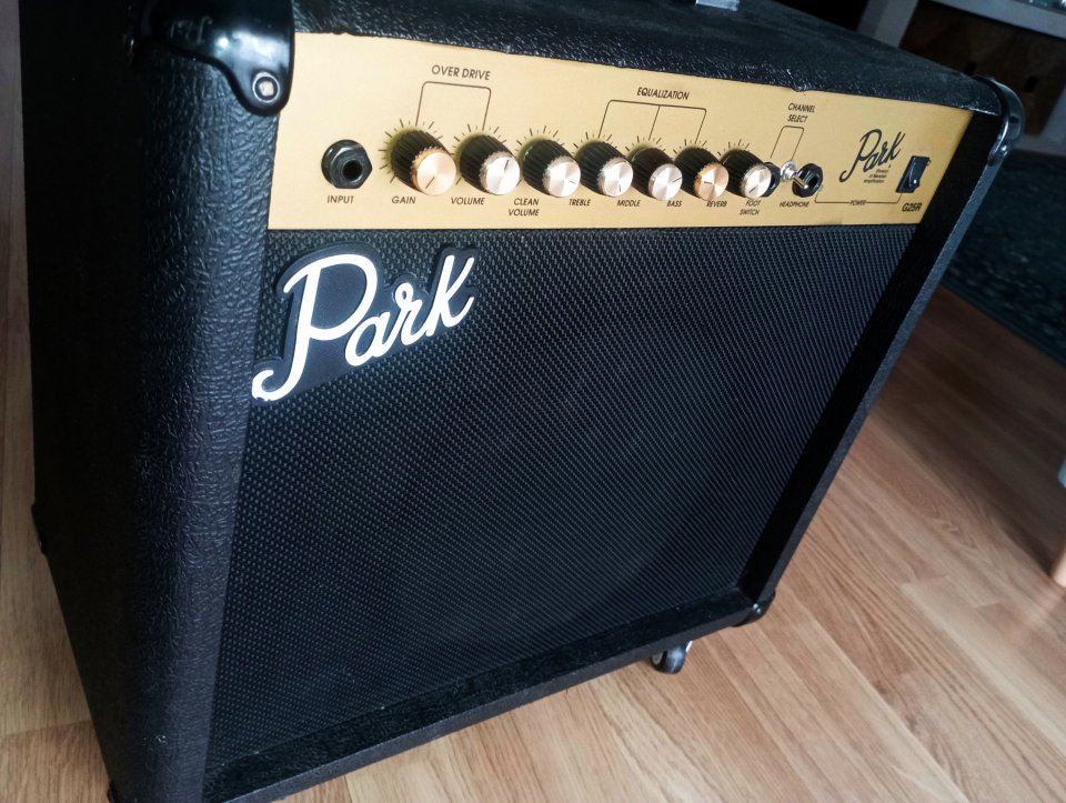 Amplificador Park G25R - "heavy modded" - Sonidazo JCM800 de segunda mano · Foto 4 de 4 · Murcia · 100 €