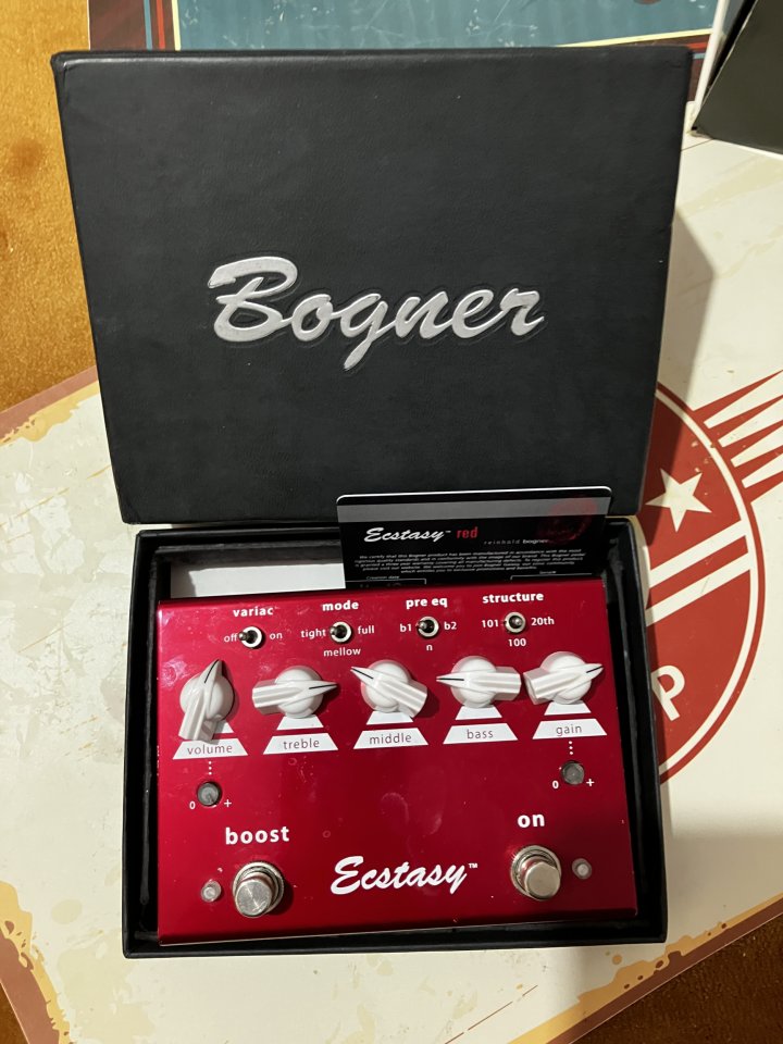 Bogner Ecstasy Red