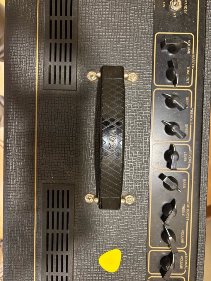 VOX AC15 Greenback con mejoras en circuitería de segunda mano · Foto 3 de 6 · Córdoba · 580 €