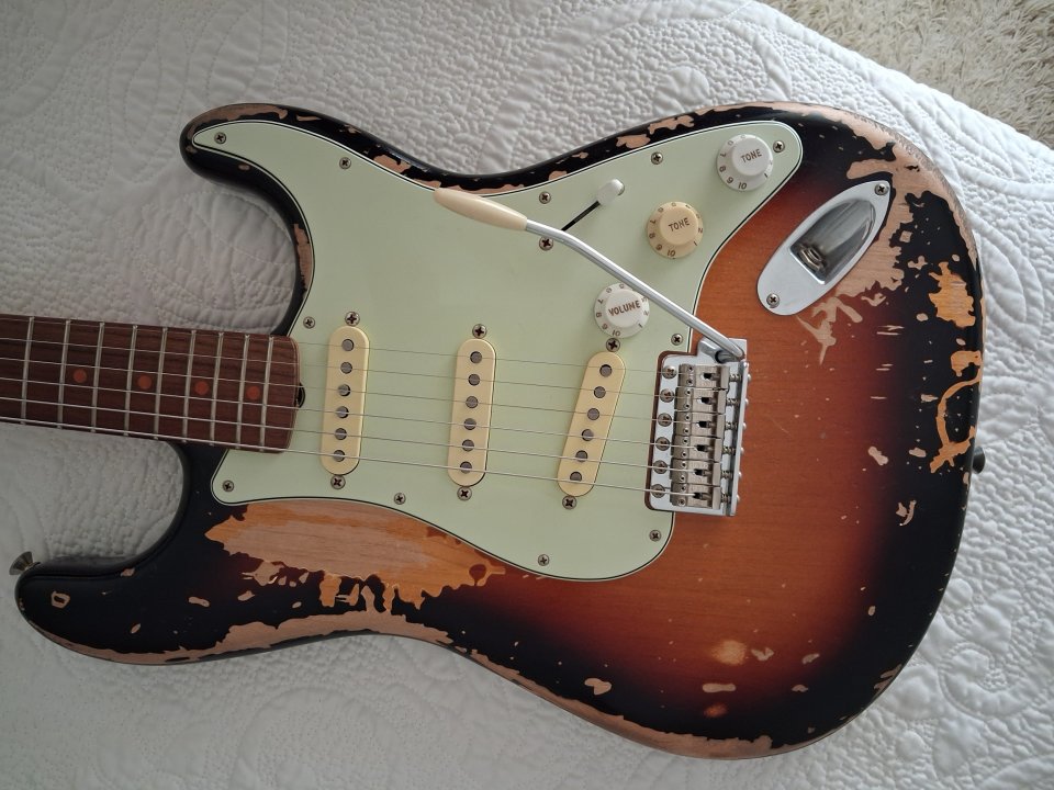 Fender Mike McCready stratocaster de segunda mano · Foto 7 de 8 · Valencia · 1400 €