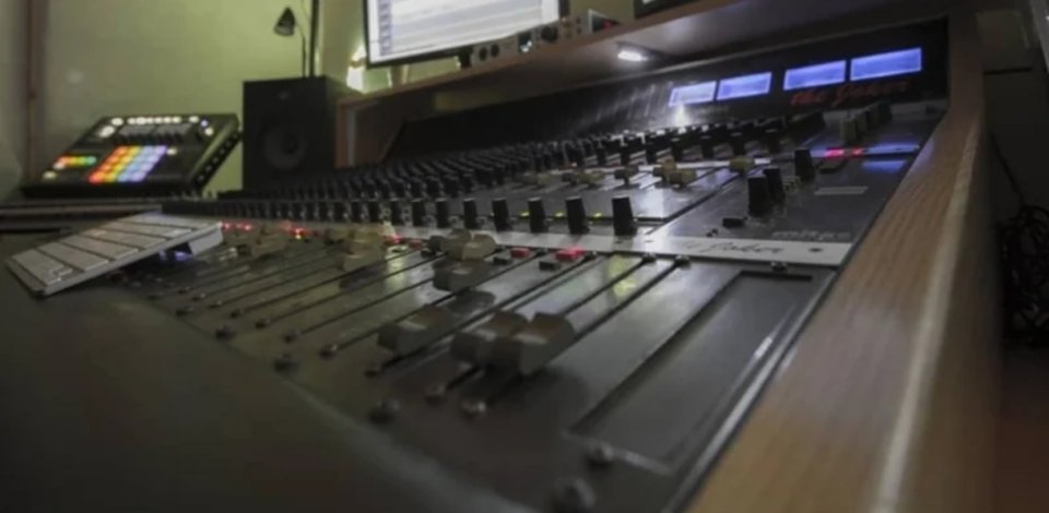 Consola analógica Mitec The Joker