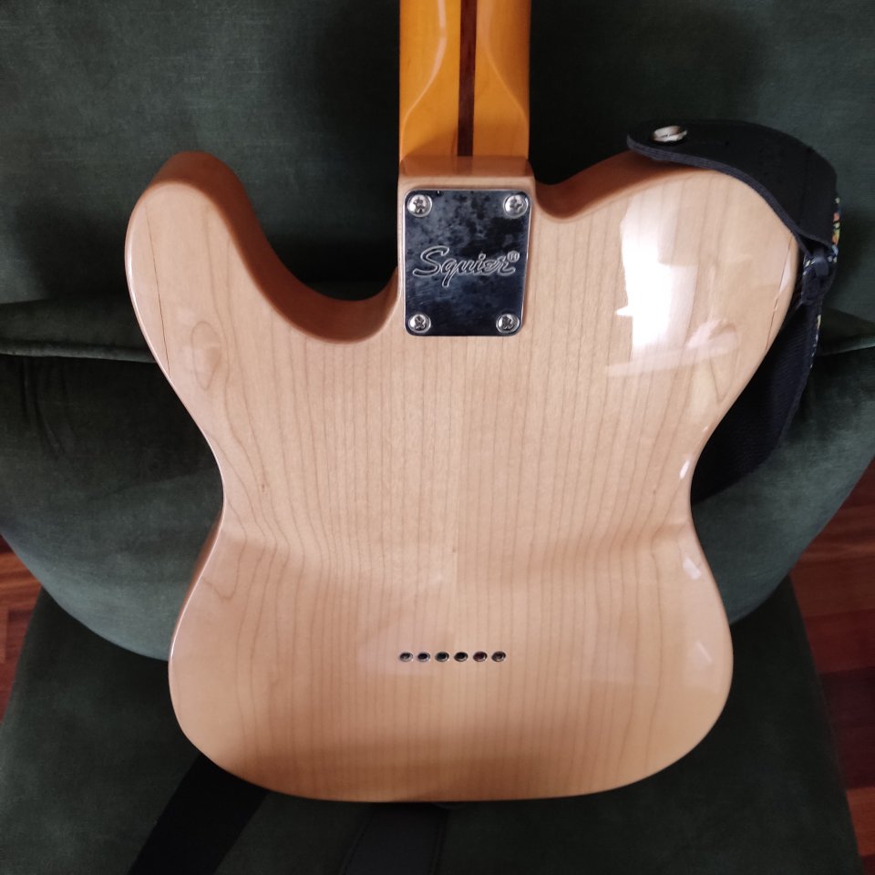 Squier Telecaster Thinline Classic Vibe 70s de segunda mano · Foto 6 de 7 · Tarragona · 320 €