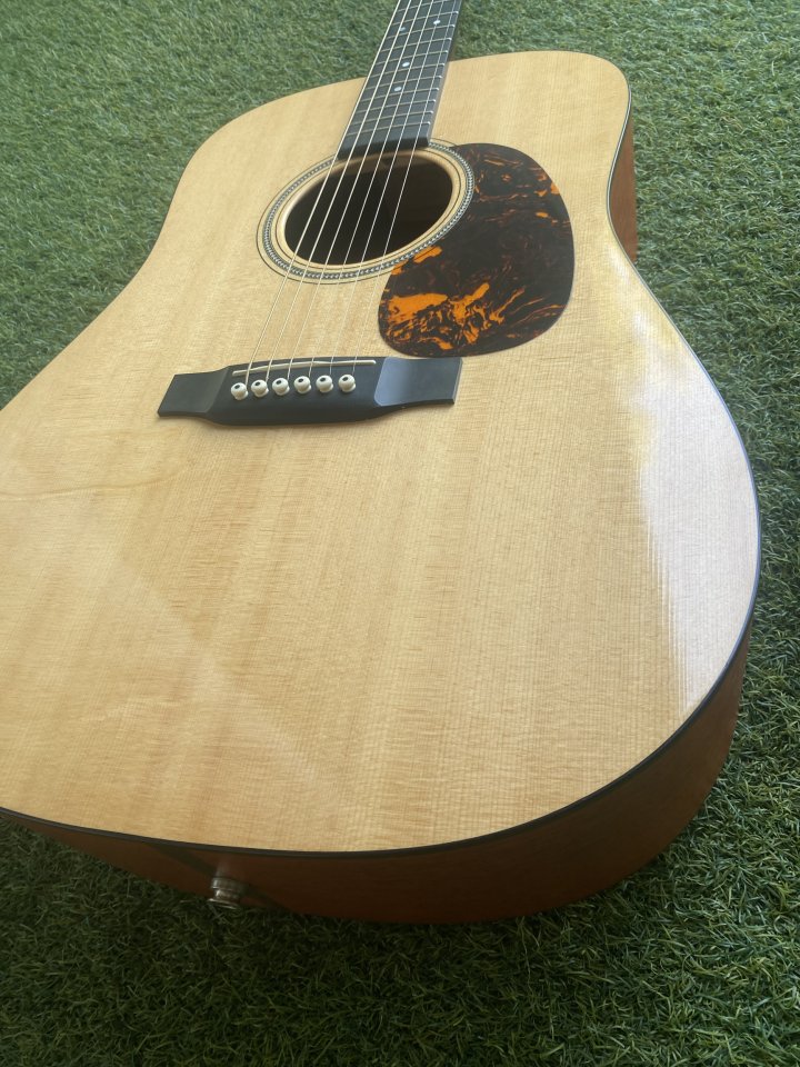 Martin D16GT de segunda mano · Foto 1 de 10 · Madrid · 1200 €