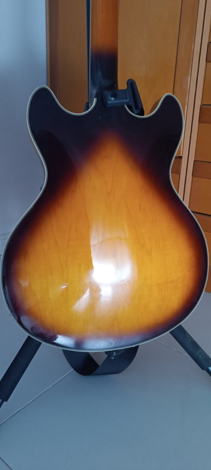 Schecter Corsair semihollow de segunda mano · Foto 3 de 6 · Araba · 700 €