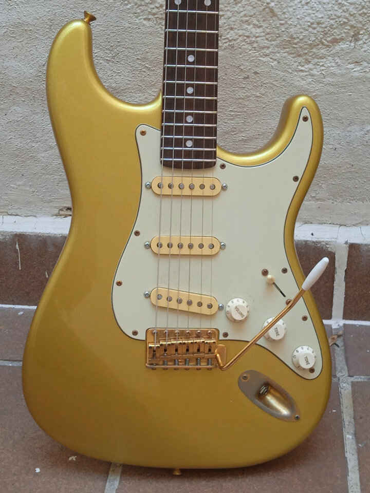 Circuitería Van Zandt Stratocaster made in Japan