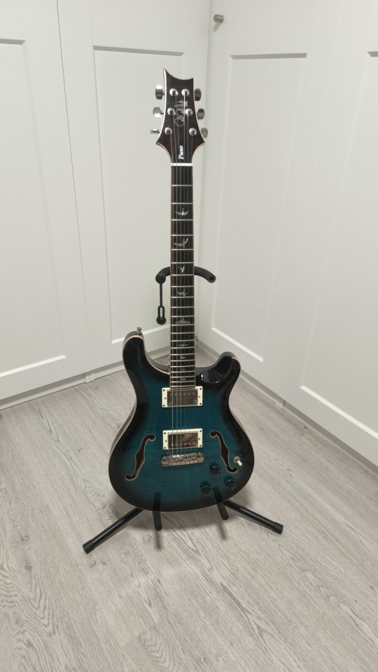 PRS SE Hollowbody II Piezo de segunda mano · Foto 1 de 7 · Ciudad Real · 1150 €
