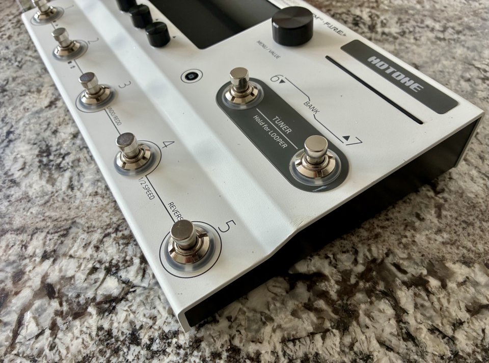 Hotone Ampero II Stage, impecable de segunda mano · Foto 2 de 7 · Madrid · 350 €