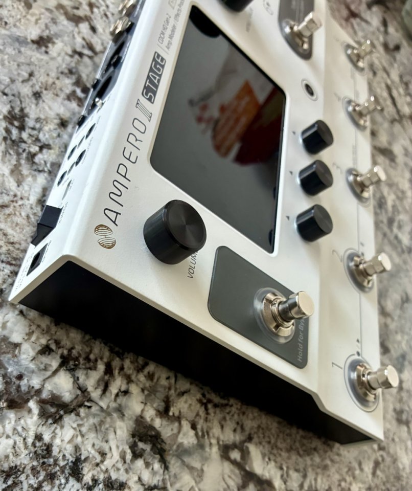 Hotone Ampero II Stage, impecable de segunda mano · Foto 3 de 7 · Madrid · 350 €