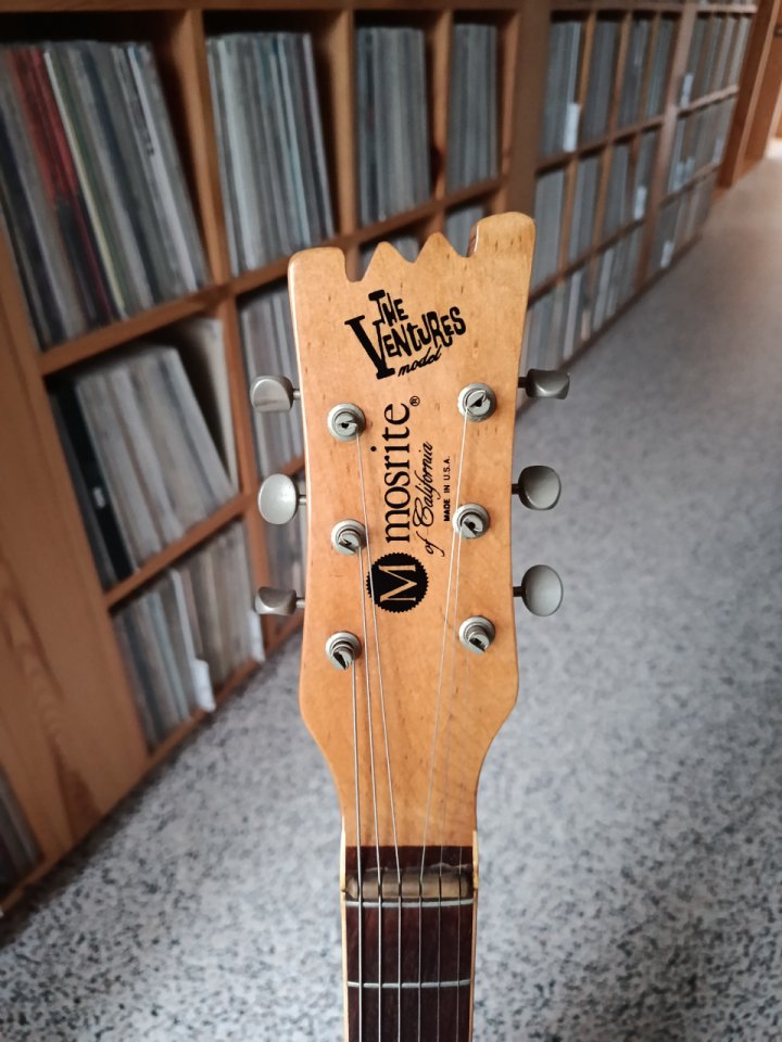 Mosrite Ventures USA 1984 de segunda mano · Foto 2 de 3 · Asturias · 3500 €