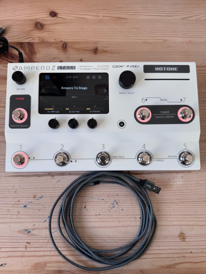 Ampero II Stage de segunda mano · Foto 3 de 10 · Madrid · 500 €
