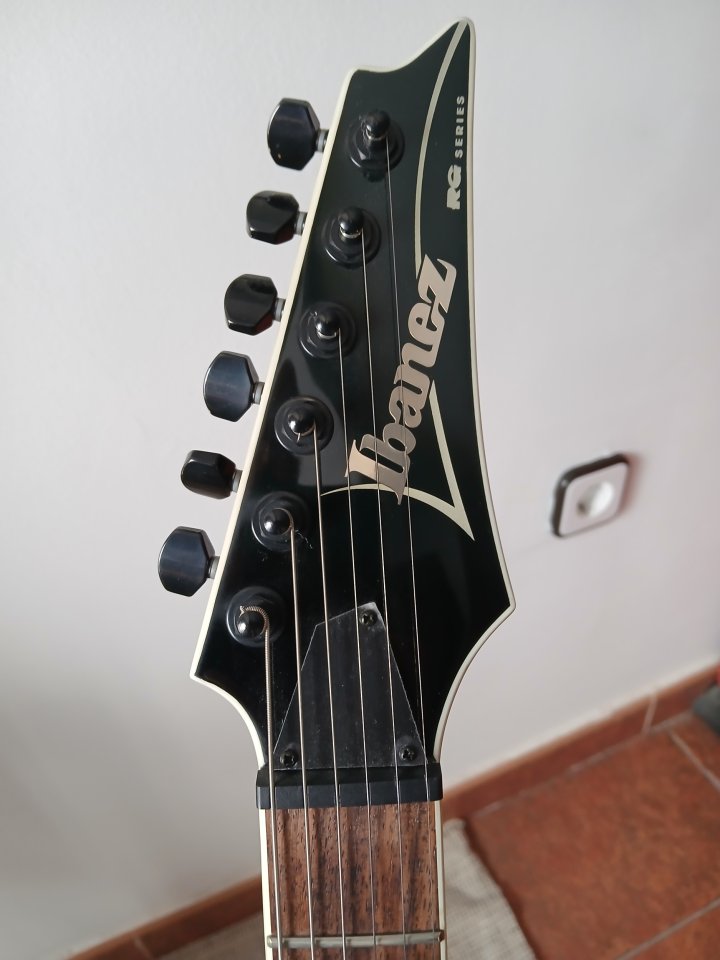 Ibanez RGT6EXFX de segunda mano · Foto 6 de 7 · Sevilla · 480 €