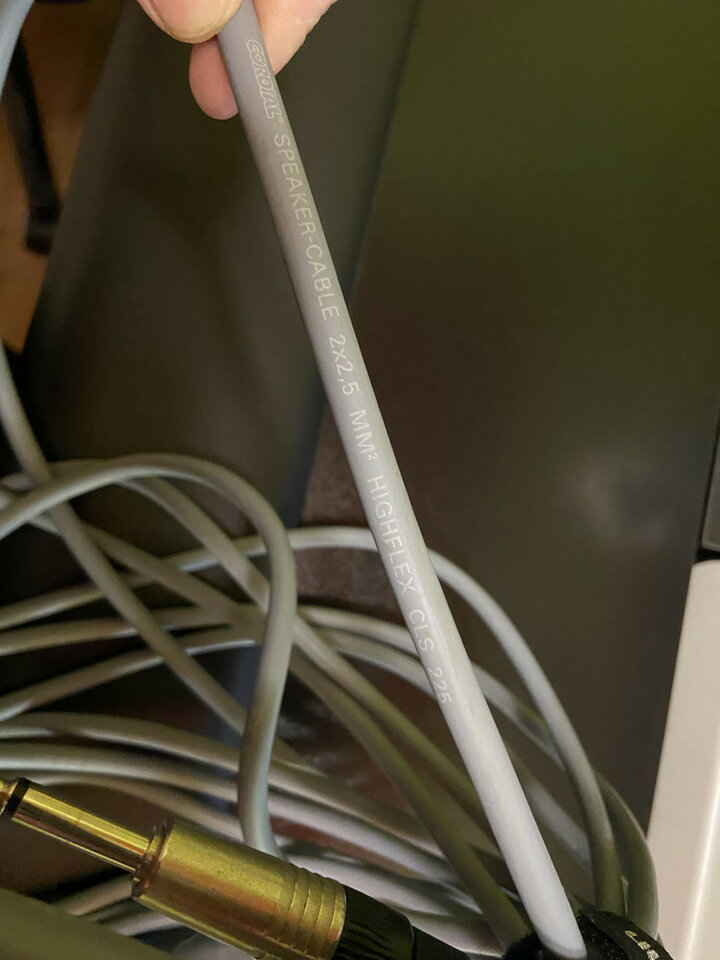 2 cables cordial speakon jack 10m de segunda mano · Foto 3 de 3 · Madrid · 35 €