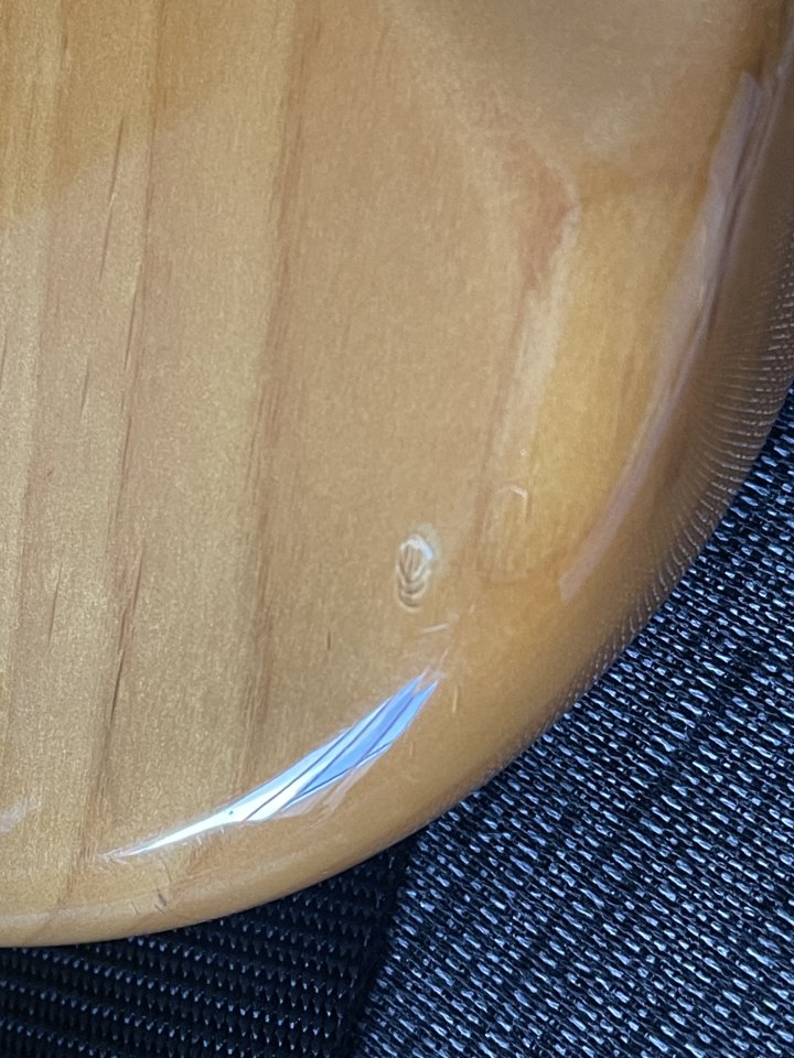 Fender Stratocaster Deluxe Ash (2004) - Sonido Brutal con Mejoras Profesionales de segunda mano · Foto 5 de 10 · Murcia · 1300 €