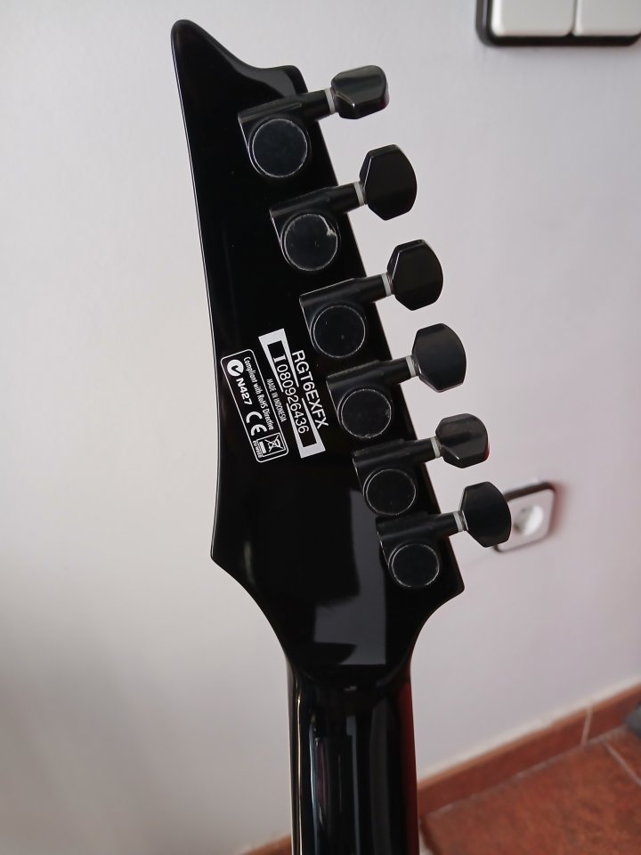 Ibanez RGT6EXFX de segunda mano · Foto 7 de 7 · Sevilla · 480 €
