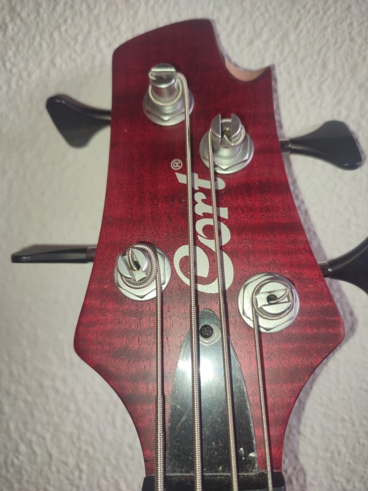 Cambio o vendo Cort A4 Plus FMMH 735 de segunda mano · Foto 5 de 5 · Madrid