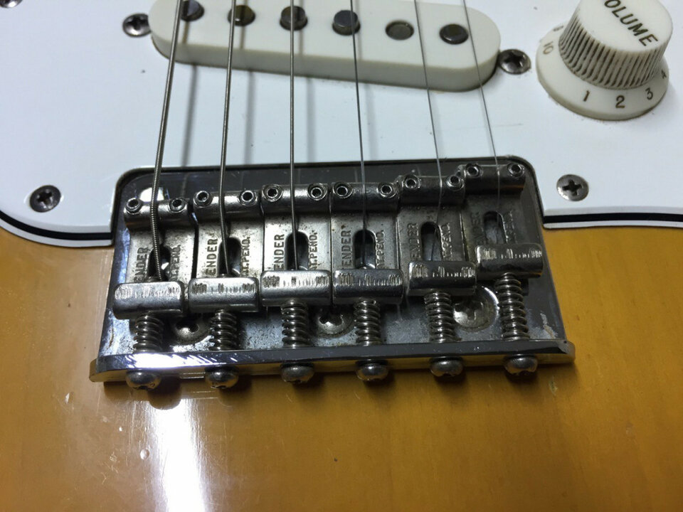 Últimos dos días Fender Stratocaster Original 1966 Sunburst Hardtail