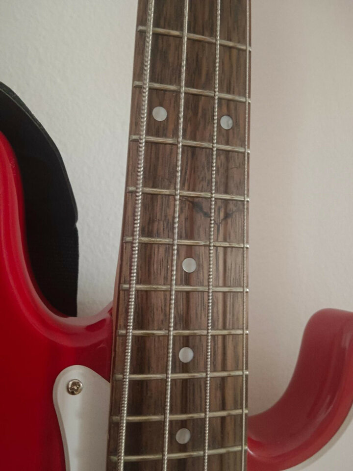 Squier Mini P Bass Dakota Red