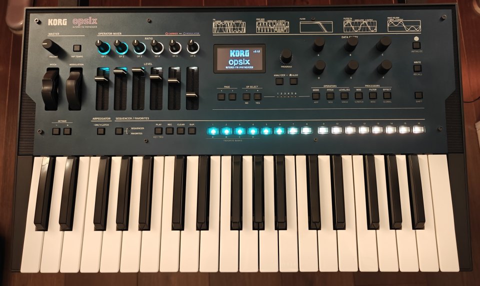 Korg Opsix - Altered FM Synthesizer