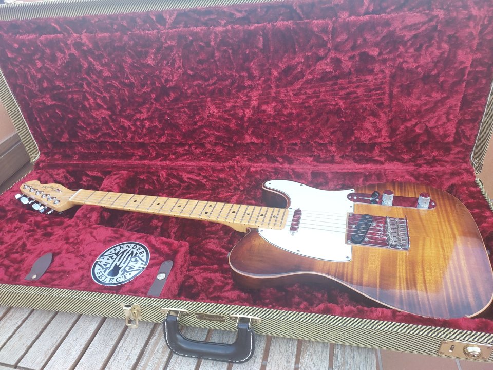 Fender Telecaster Select
