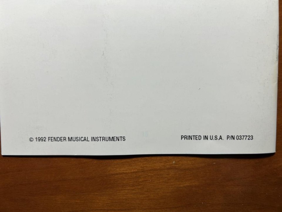 Manual Fender USA Guitarras y Bajos 1992