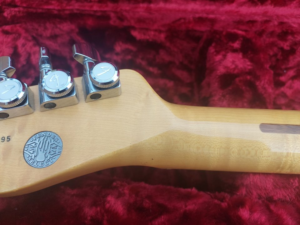 Fender Telecaster Select