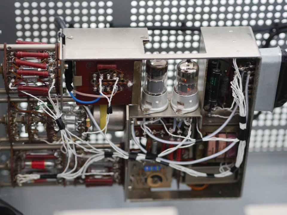 KLANGFILM RZ 086 B Pareja de ecualizadores valvulares – Totalmente restaurados con mejoras audiófilas de segunda mano · Foto 9 de 9 · Valladolid · 15000 €