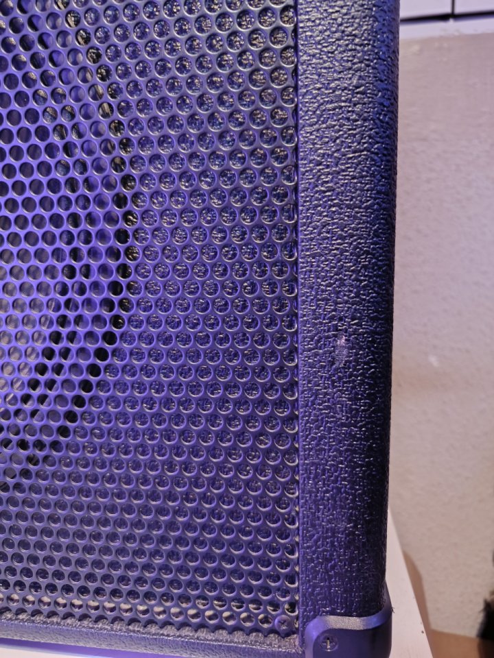 Vendo amplificador para bajo Kustom KBA65 de segunda mano · Foto 4 de 4 · Zaragoza · 150 €