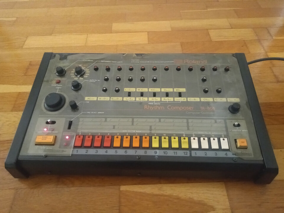 Roland TR 808