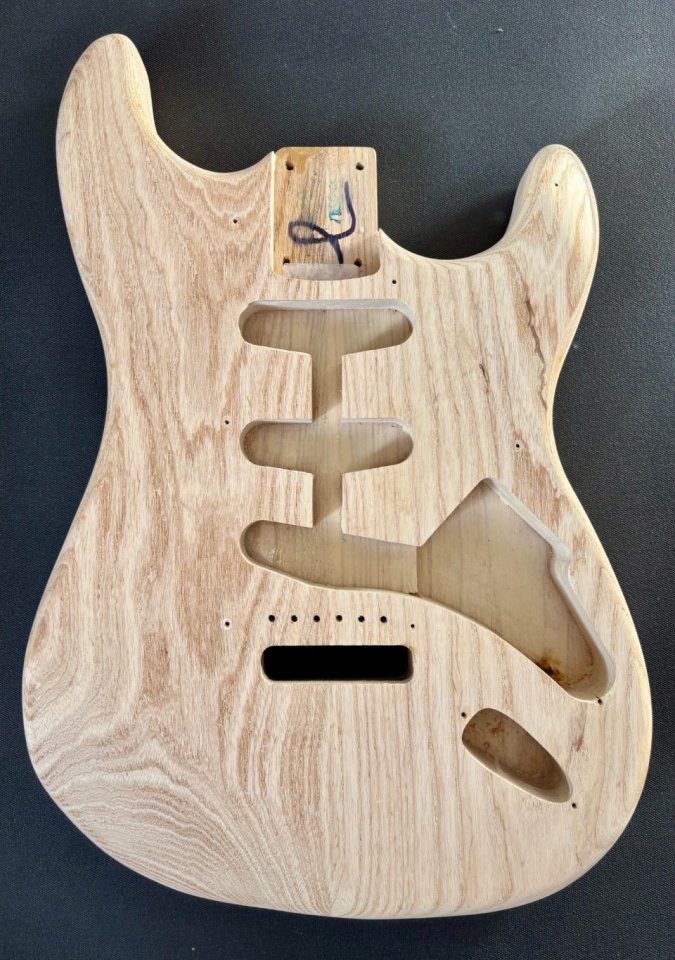 Cuerpo Stratocaster de Fresno (Ash) >> envío incluído