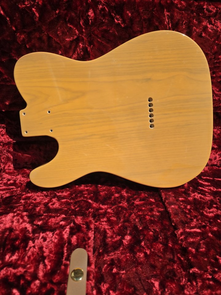 Cuerpo Fender Telecaster AVII Nitro Fresno de segunda mano · Foto 3 de 5 · Valencia · 420 €