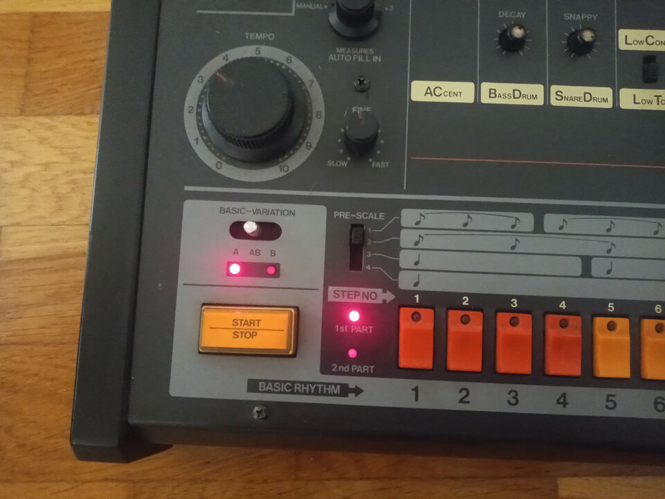 Roland TR 808