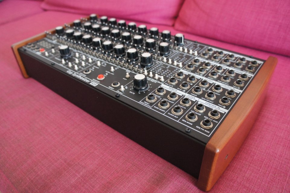 Secuenciador GRP R24