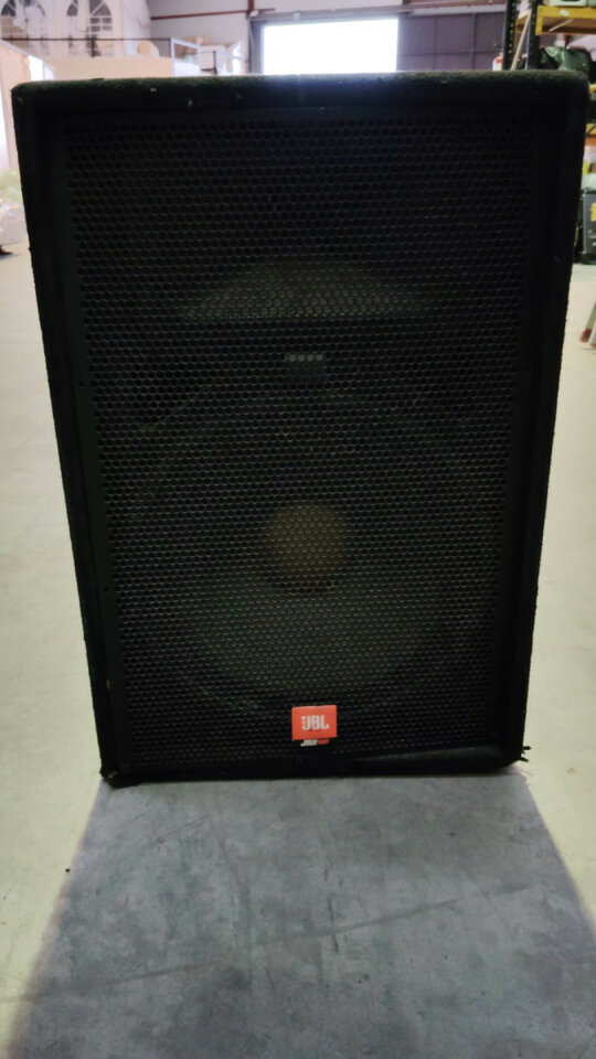 Pareja de altavoces JBL JRX 115