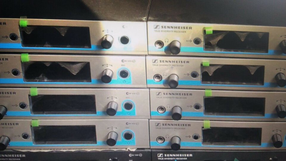 2 Micros, 2 Petacas y 2 Diademas Sennheiser Serie 500