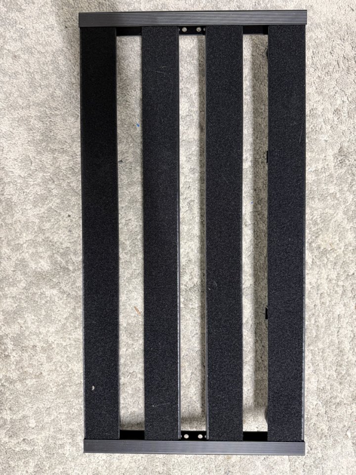 Pedalboard Spaceship 60 de segunda mano · Foto 1 de 7 · Bizkaia · 70 €