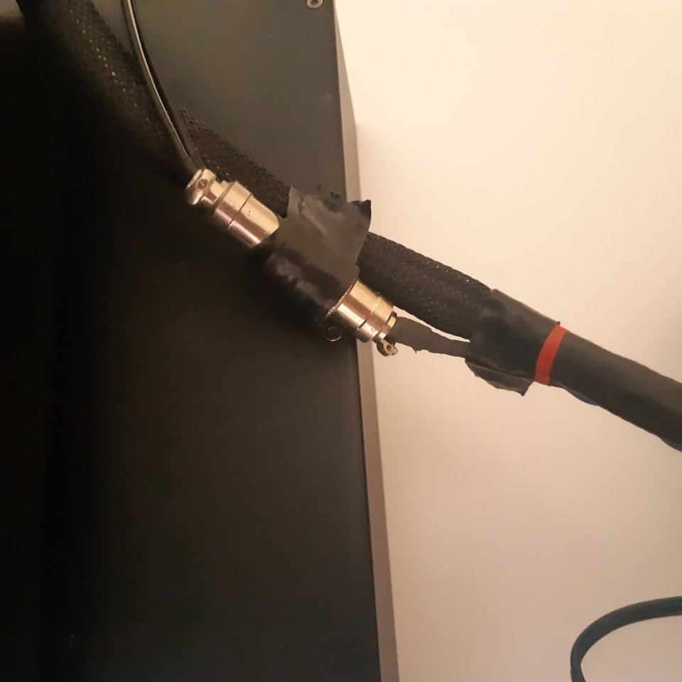 ANT/TELEFUNKEN 2x v676D MIC/LIN PRE 2x W695b MST EQ (PLUG&PLAY) de segunda mano · Foto 9 de 9 · Cádiz · 2200 €