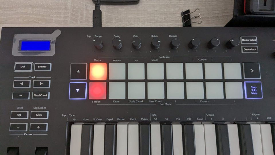 Novation Teclado 61 Midi Mk3 Impecable Oferta Temporal de segunda mano · Foto 2 de 7 · Granada · 160 €