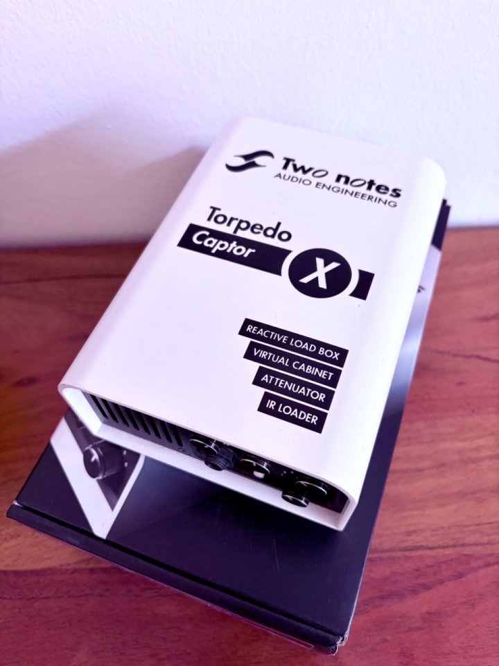 Two notes Torpedo Captor X 8 Ohm