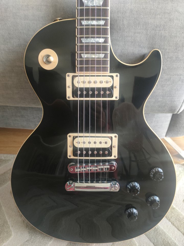 Gibson les paul standar de segunda mano · Foto 1 de 10 · Gipuzkoa · 1800 €