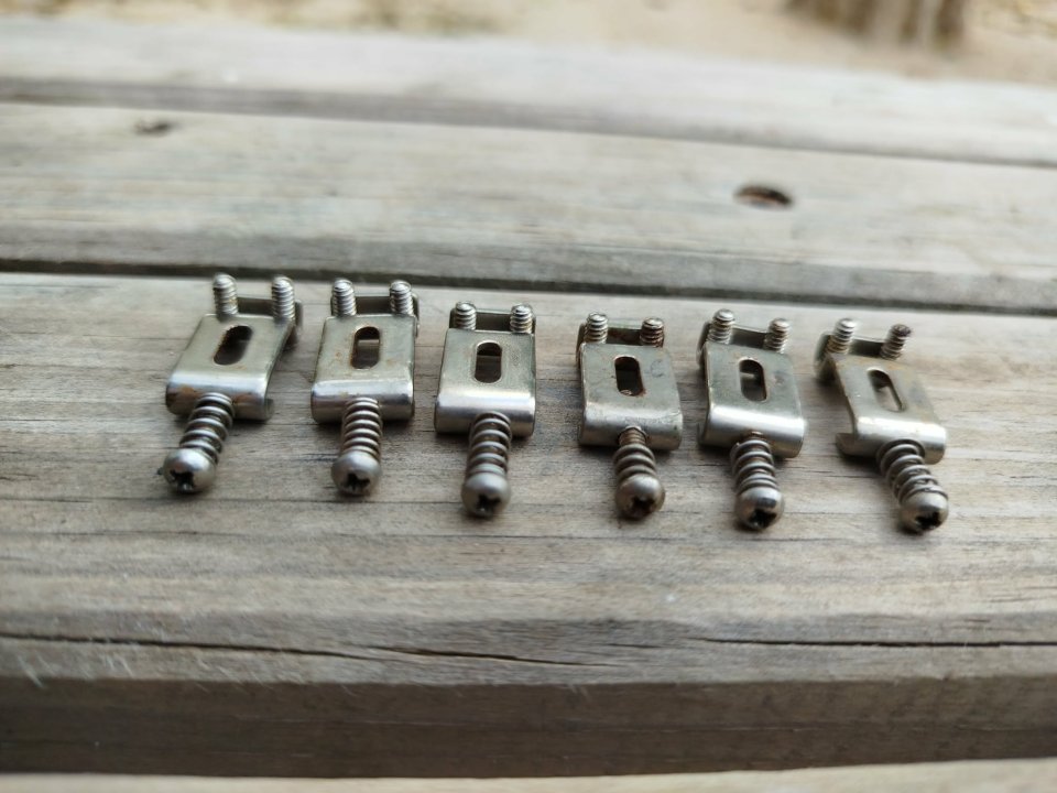 Fender Stratocaster "Patent Pending" selletas Aged Relic