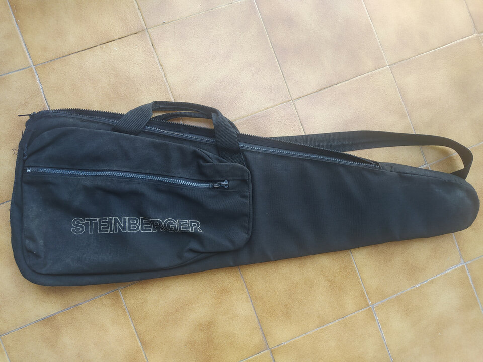 Steinberger GL2T Made in USA. Años 87/88. Grafito