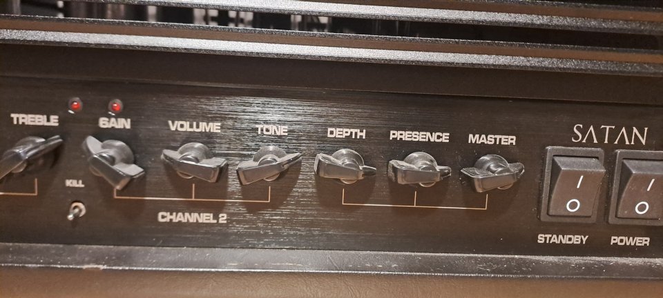 Amplificador Randall Satan 50