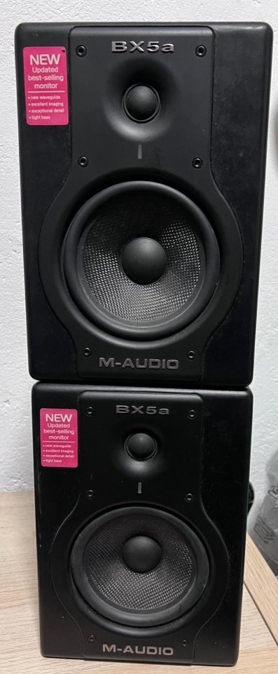 Monitores M-AUDIO BX5